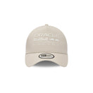 9FORTY A-Frame トラッカー Motorsports Collection Red Bull Racing ストーン / ホワイト - 13717087-OSFM | NEW ERA ニューエラ公式オンラインストア