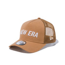 【ゴルフ】 9FORTY A-Frame トラッカー ダックキャンバス NEW ERA ロゴ タン - 12541338-OSFM | NEW ERA ニューエラ公式オンラインストア