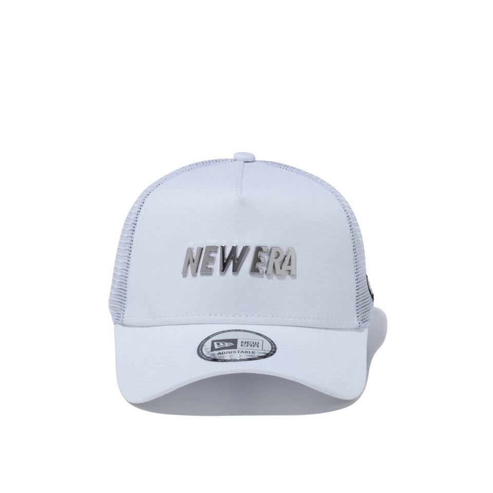 9FORTY A-Frame トラッカー メタルプレート NEW ERA ホワイト - 13059244-OSFM | NEW ERA ニューエラ公式オンラインストア