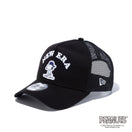 9FORTY A-Frame トラッカー Peanuts スヌーピー キャップ ブラック - 13073331-OSFM | NEW ERA ニューエラ公式オンラインストア