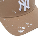 9FORTY A-Frame トラッカー Splash Embroidery ニューヨーク・ヤンキース カーキ - 13750633-OSFM | NEW ERA ニューエラ公式オンラインストア