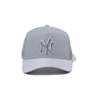 9FORTY A-Frame トラッカー The Gray ニューヨーク・ヤンキース グレー - 13515907-OSFM | NEW ERA ニューエラ公式オンラインストア