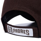9FORTY MLB Japanese Players サンディエゴ・パドレス ダルビッシュ有 サイン ブラウン ブラックアンダーバイザー - 13710751-OSFM | NEW ERA ニューエラ公式オンラインストア