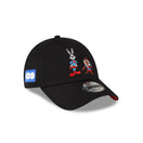 9FORTY WB 100th Year Looney Tunes x Superhero Mashup Pack シルベスター タズマニアン・デビル ブラック スカーレットアンダーバイザー - 13695952-OSFM | NEW ERA ニューエラ公式オンラインストア