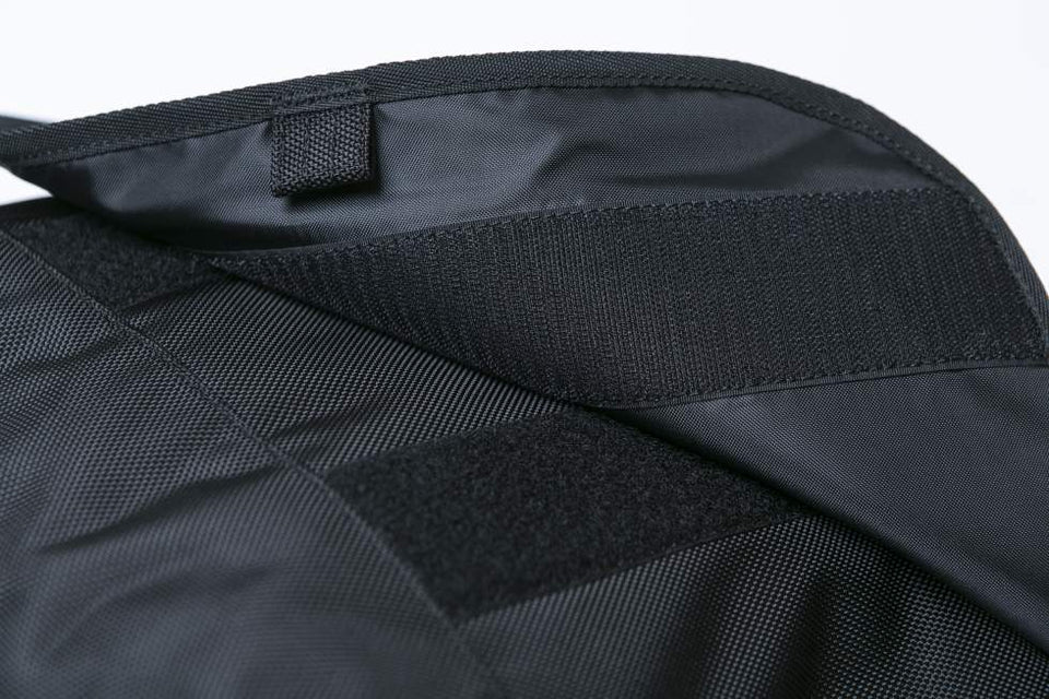 ショルダーバッグ 9L ブラック - 11556623-OSFA | NEW ERA ニューエラ公式オンラインストア