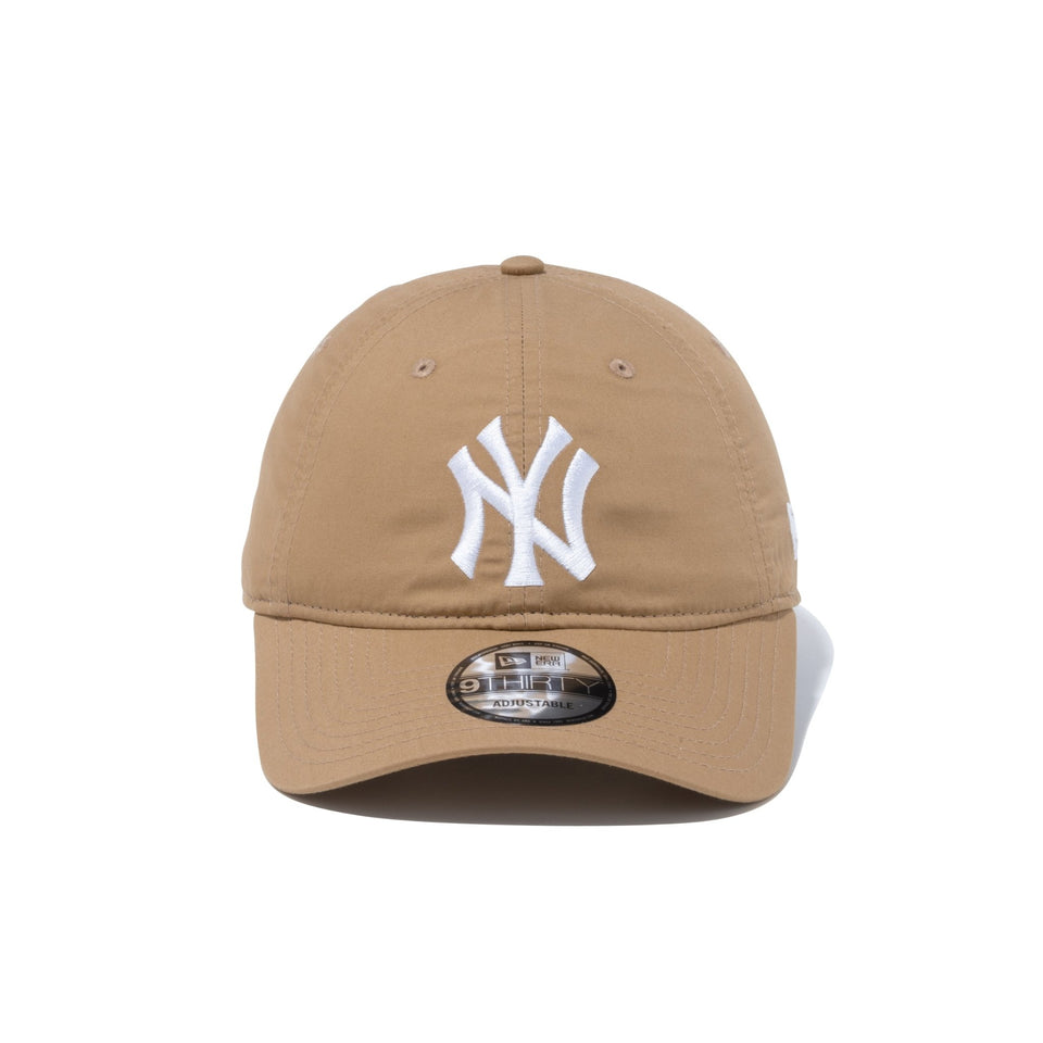 9THIRTY Typewriter タイプライター ニューヨーク・ヤンキース ベージュ - 13515997-OSFM | NEW ERA ニューエラ公式オンラインストア