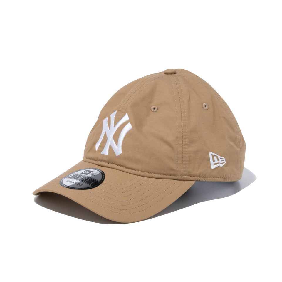 9THIRTY Typewriter タイプライター ニューヨーク・ヤンキース ベージュ - 13515997-OSFM | NEW ERA ニューエラ公式オンラインストア