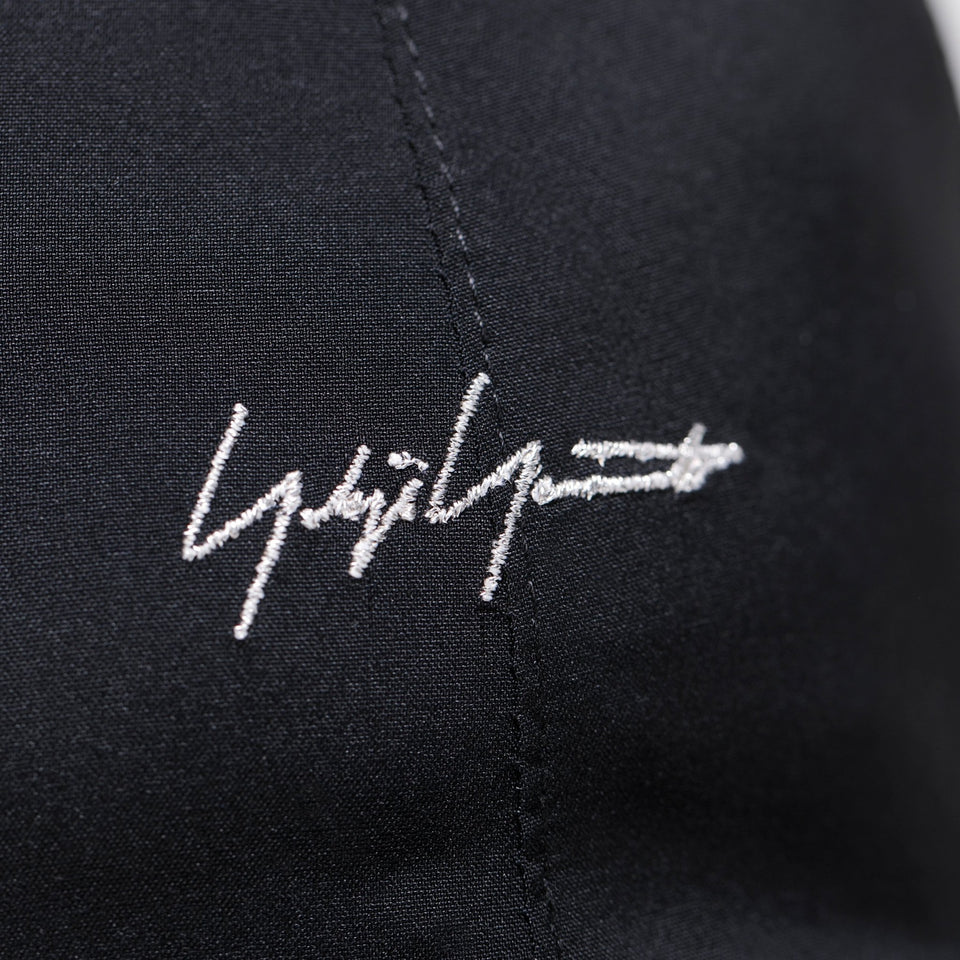 9THIRTY Yohji Yamamoto FW21 GORE-TEX PACLITE シグネチャーロゴ ブラック - 12863250-OSFM | NEW ERA ニューエラ公式オンラインストア