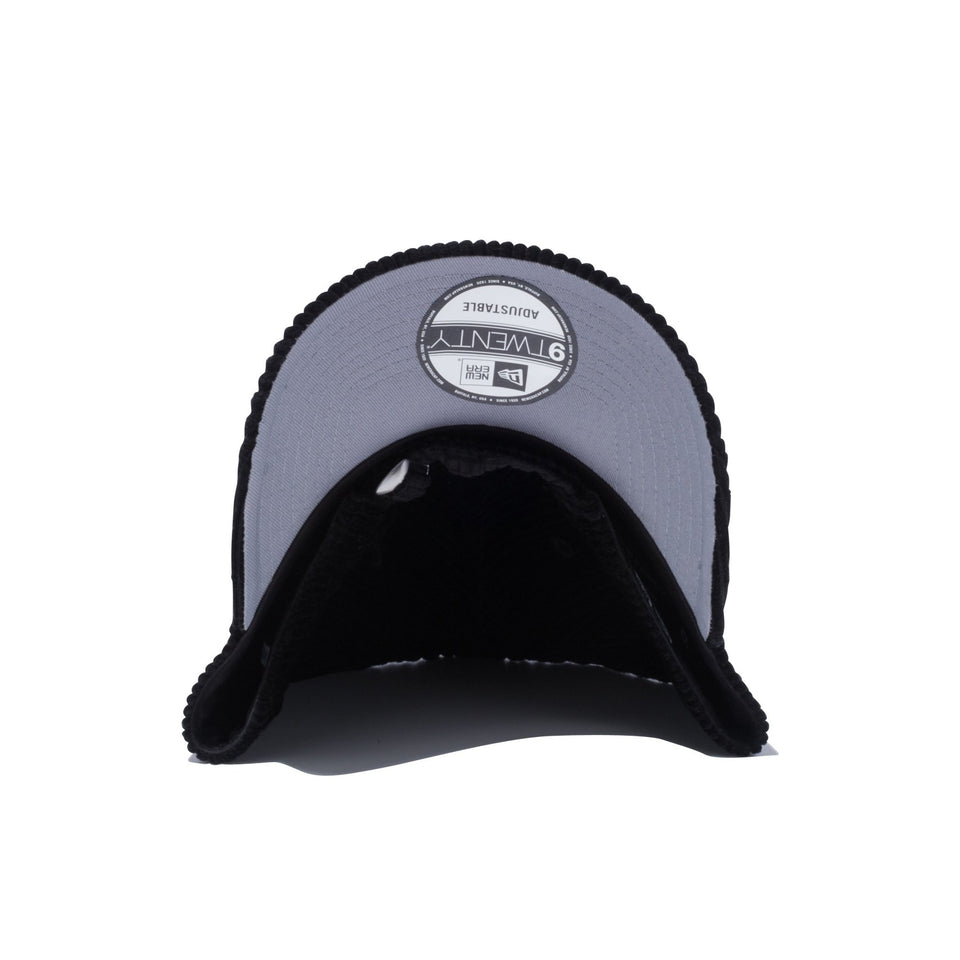 9TWENTY コーデュロイ ブラック × スノーホワイト グレーアンダーバイザー - 12540841-OSFM | NEW ERA ニューエラ公式オンラインストア