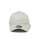 9TWENTY ロングバイザー ノンウォッシュコットン ベーシック ストーン × ブラック - 13562171-OSFM | NEW ERA ニューエラ公式オンラインストア