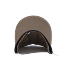 9TWENTY ロングバイザー Metal Flag ブリティッシュカーキ - 13750678-OSFM | NEW ERA ニューエラ公式オンラインストア