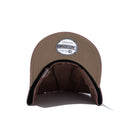 【ゴルフ】 9TWENTY ロングバイザー Micro Corduroy マイクロコーデュロイ オールドロゴ ブラウン - 13327947-OSFM | NEW ERA ニューエラ公式オンラインストア