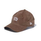 9TWENTY Micro Corduroy マイクロコーデュロイ アーチロゴ ブラウン - 13750682-OSFM | NEW ERA ニューエラ公式オンラインストア