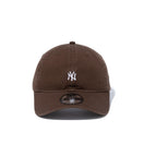 9TWENTY MLB Mini Logo ニューヨーク・ヤンキース ウォルナット - 13368419-OSFM | NEW ERA ニューエラ公式オンラインストア