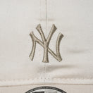 9TWENTY Nuance Color ニューヨーク・ヤンキース Lベージュ - 13751069-OSFM | NEW ERA ニューエラ公式オンラインストア