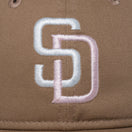 9TWENTY Pink Under Visor サンディエゴ・パドレス カーキ ピンクアンダーバイザー - 14334317-OSFM | NEW ERA ニューエラ公式オンラインストア