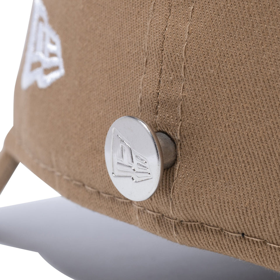 9TWENTY Tack Button タックボタン カーキ - 13750689-OSFM | NEW ERA ニューエラ公式オンラインストア