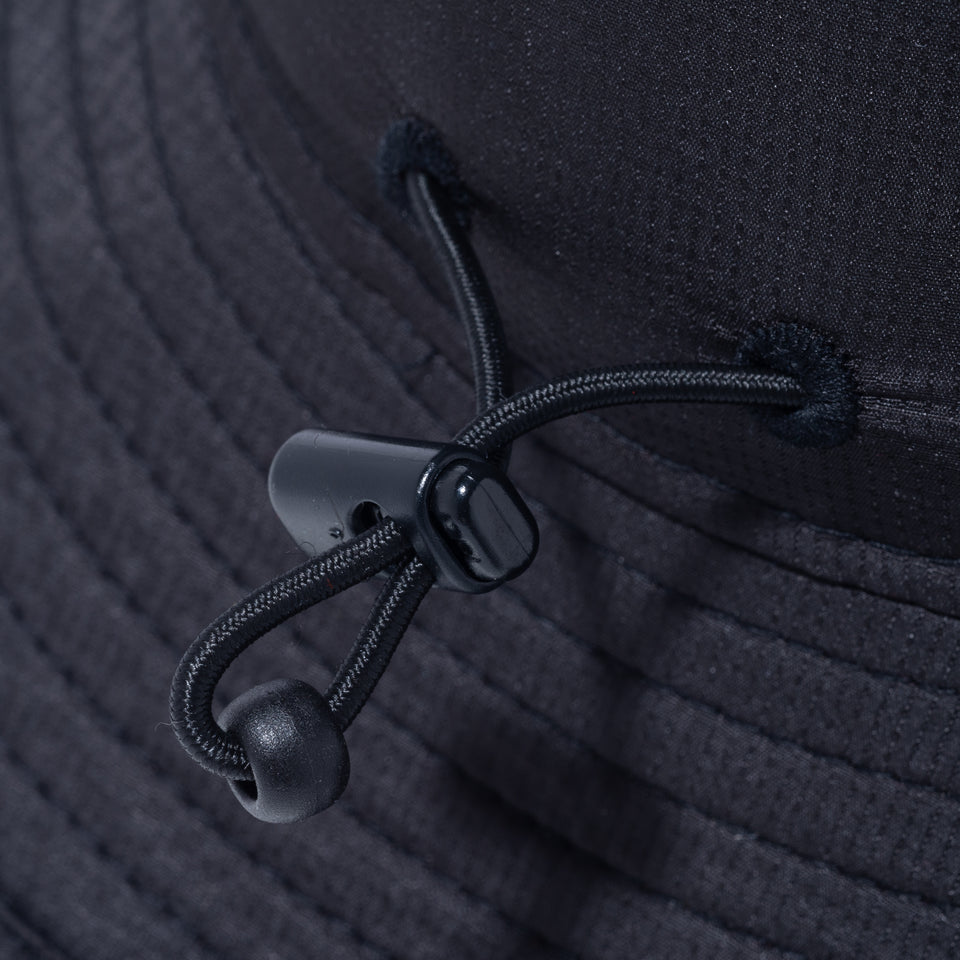 アドベンチャーライト Water Repellent H2OFF Square New Era ブラック【ニューエラアウトドア】
