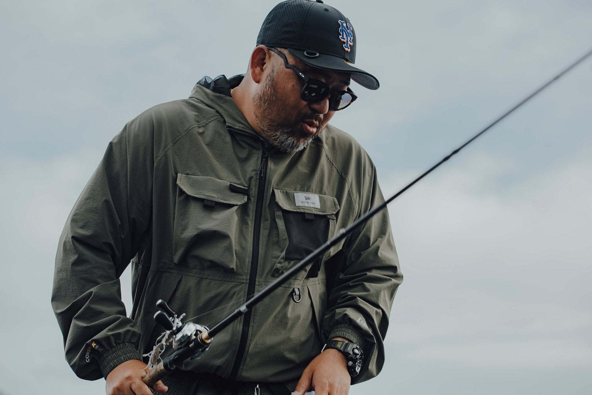 フィールド トラックジャケット Angler Collection オリーブ 【ニューエラ アウトドア】 3