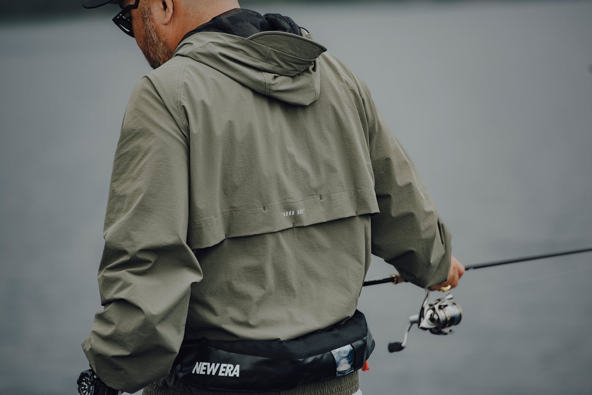 フィールド トラックジャケット Angler Collection オリーブ 【ニューエラ アウトドア】 4