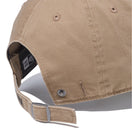 Casual Classic リアストラップエンブロイダリー NEW ERA CAP COMPANY カーキ × ブラック - 12326084-OSFA | NEW ERA ニューエラ公式オンラインストア