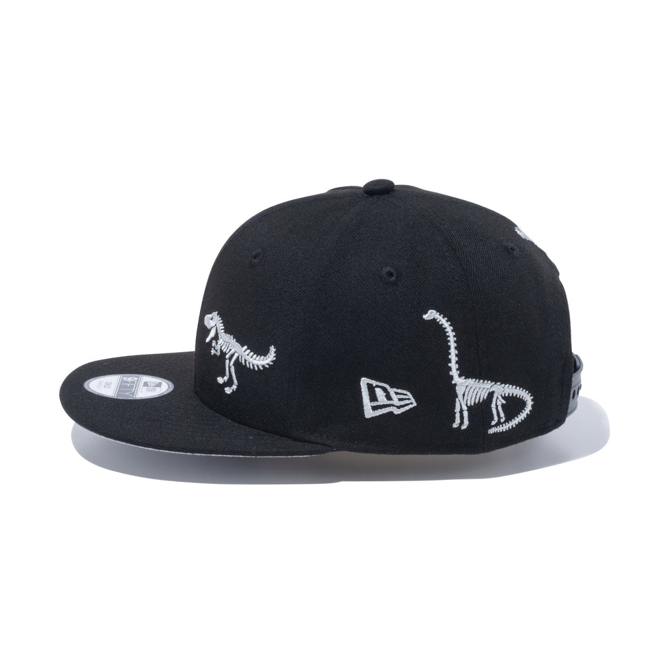 Child 9FIFTY Dinosaur オールオーバー ブラック - 13763036-CHLD | NEW ERA ニューエラ公式オンラインストア