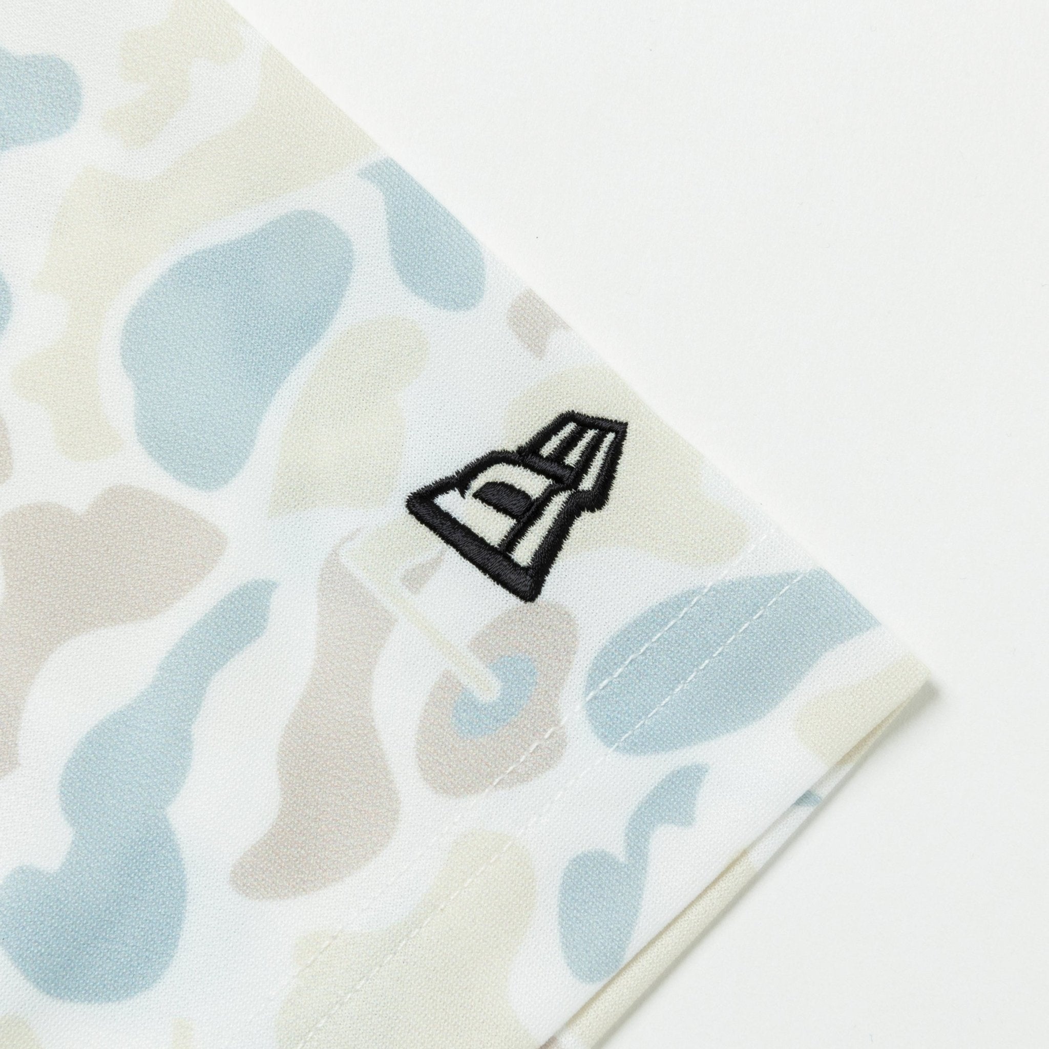 半袖 テック ポロシャツ Duck Hunter Camo -with Golf Ground- ホワイト | ゴルフ 5