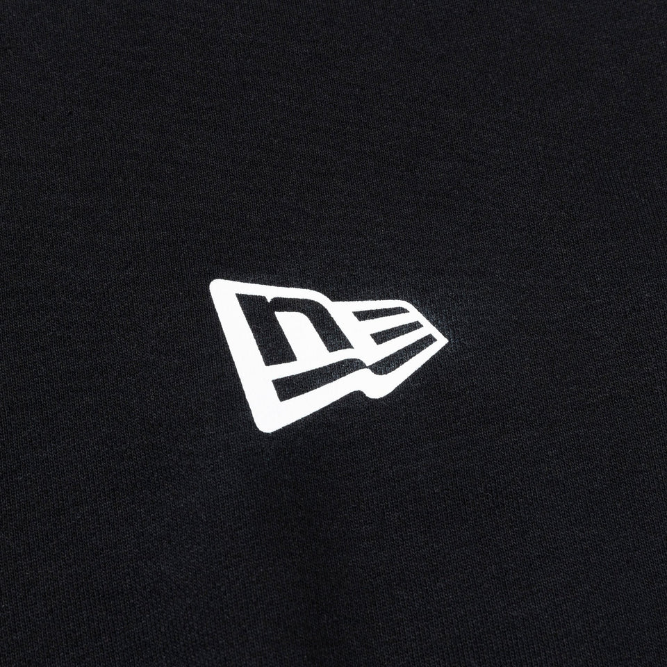 裏毛 スウェット クルーネック Flag Logo Mini フラッグロゴ ミニ ブラック - 13755318-S | NEW ERA ニューエラ公式オンラインストア