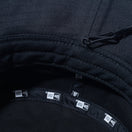 アドベンチャーライト Logo Tape ブラック【ニューエラアウトドア】 - 14110077-SM | NEW ERA ニューエラ公式オンラインストア