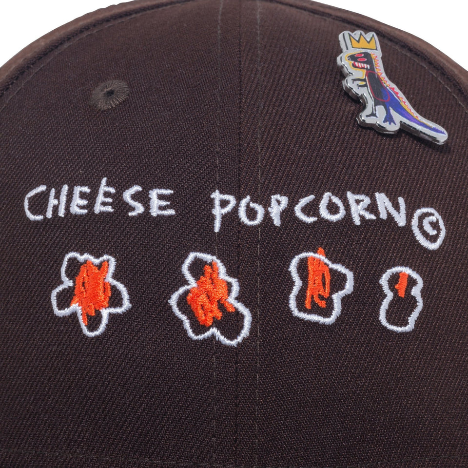 LP 59FIFTY JEAN MICHEL BASQUIAT ジャン=ミシェル・バスキア CHEESE POPCORN バーントウッド - 13772510-700 | NEW ERA ニューエラ公式オンラインストア