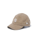 My 1st 9TWENTY エラスティックストラップ ニューヨーク・ヤンキース ミッドロゴ ブリティッシュカーキ - 12854409-INF | NEW ERA ニューエラ公式オンラインストア