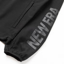 クロスウェアジャケット NEW ERA ブラック × ブラック/ブラック【 Performance Apparel 】 - 13264252-S | NEW ERA ニューエラ公式オンラインストア