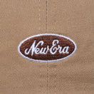 カジュアルクラシック Oval Logo カーキ × スノーホワイト ブラウン - 13515775-OSFM | NEW ERA ニューエラ公式オンラインストア