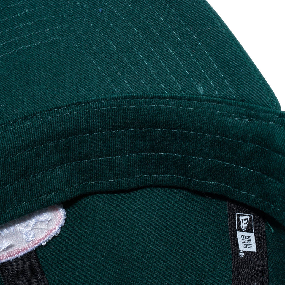 カジュアルクラシック Oval Logo ダークグリーン × スノーホワイト ピンク - 13515777-OSFM | NEW ERA ニューエラ公式オンラインストア