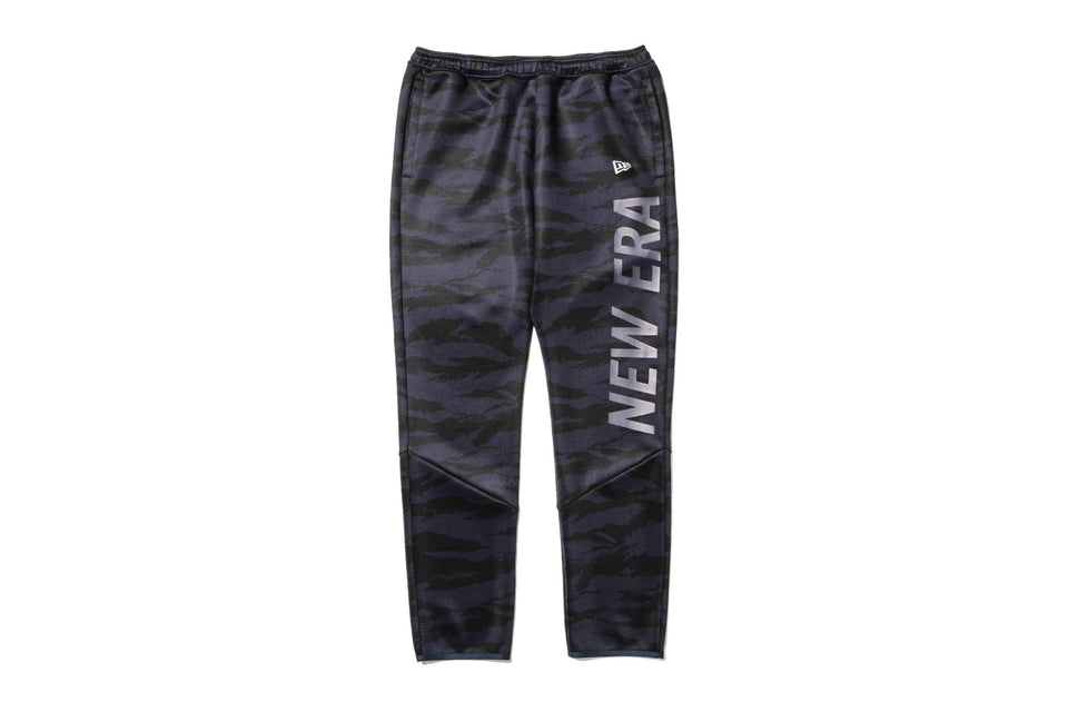 【 Performance Apparel 】 ウォームアップパンツ タイガーストライプカモ × ネイビー - 11597596-XS | NEW ERA ニューエラ公式オンラインストア