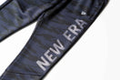 【 Performance Apparel 】 ウォームアップパンツ タイガーストライプカモ × ネイビー - 11597596-XS | NEW ERA ニューエラ公式オンラインストア