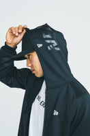 ウォームアップジャケット フードロゴ ブラック × ブラック 【 Performance Apparel 】 - 12156010-XS | NEW ERA ニューエラ公式オンラインストア