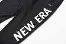 ウォームアップパンツ ブラック × ホワイト 【 Performance Apparel 】 - 12375678-XS | NEW ERA ニューエラ公式オンラインストア