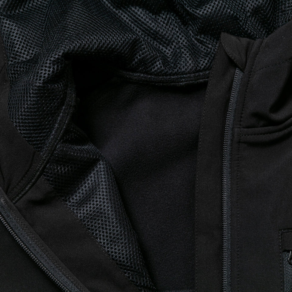 ライトシェルジャケット フラッグ ブラック × ホワイト【Performance Apparel】 - 12579418-S | NEW ERA ニューエラ公式オンラインストア