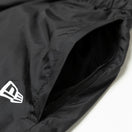 ウインドパンツ フラッグロゴ ブラック × ホワイト 【Performance Apparel】 - 13330823-S | NEW ERA ニューエラ公式オンラインストア