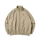 オーバーサイズド パイピング トラックジャケット ベージュ 【Performance Apparel】 - 13330900-S | NEW ERA ニューエラ公式オンラインストア