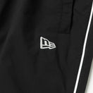 オーバーサイズド パイピング トラックパンツ ブラック【 Performance Apparel 】 - 13755358-S | NEW ERA ニューエラ公式オンラインストア