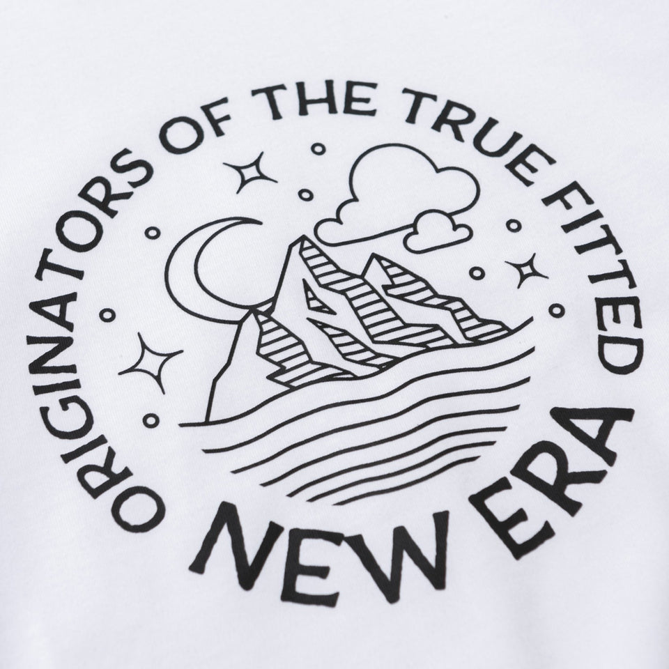 長袖 コットン Tシャツ ムーン&マウンテン ホワイト【ニューエラ アウトドア】 - 12542660-S | NEW ERA ニューエラ公式オンラインストア