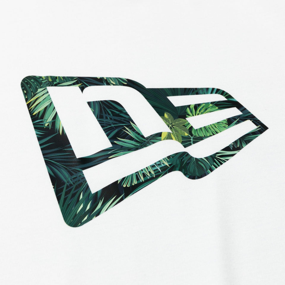 半袖 パフォーマンス Tシャツ ボタニカル フラッグロゴ ホワイト レギュラーフィット - 13061439-S | NEW ERA ニューエラ公式オンラインストア