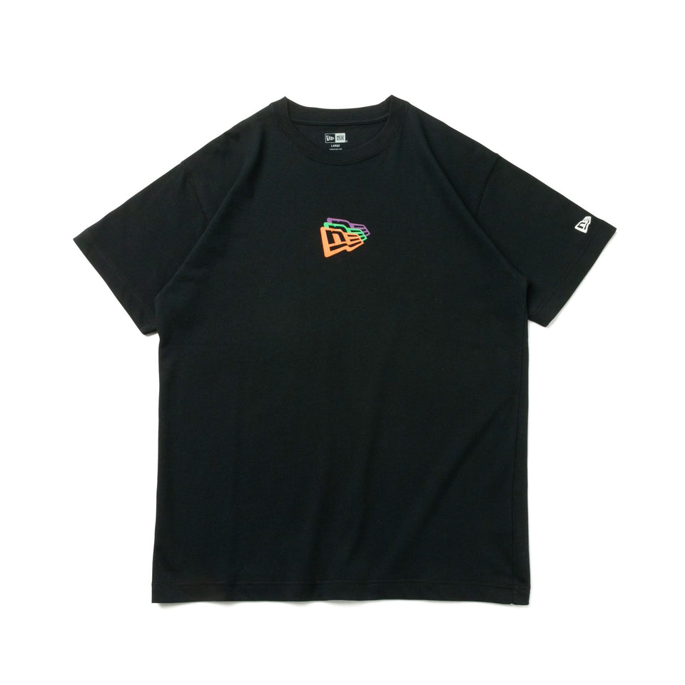 半袖 コットン Tシャツ モーションロゴ フラッグロゴ ブラック レギュラーフィット - 13061467-S | NEW ERA ニューエラ公式オンラインストア