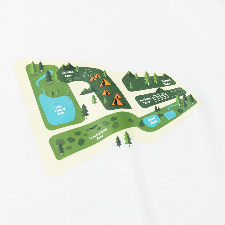 半袖 パフォーマンス Tシャツ キャンプサイト フラッグロゴ ホワイト レギュラーフィット 【ニューエラ アウトドア】 - 13061537-S | NEW ERA ニューエラ公式オンラインストア