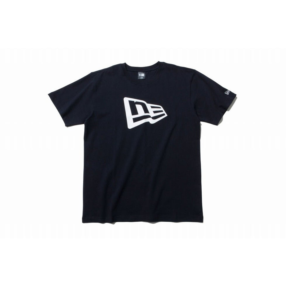 コットン Tシャツ フラッグロゴ ブラック × ホワイト レギュラーフィット - 13561852-S | NEW ERA ニューエラ公式オンラインストア