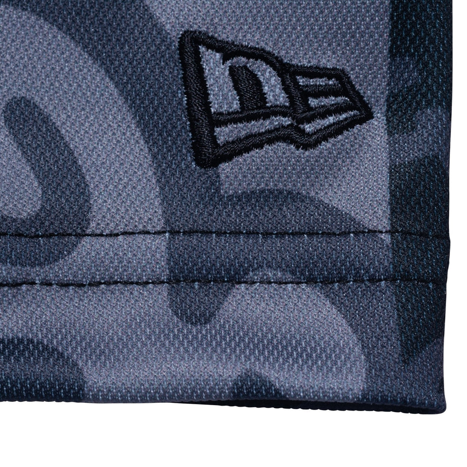 【ゴルフ】 半袖 ミッドネック Tシャツ アーカイブロゴ オールオーバー ブラック - 13682110-S | NEW ERA ニューエラ公式オンラインストア