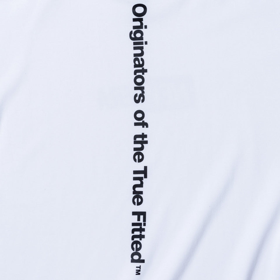 半袖 オーバーサイズド パフォーマンス Tシャツ バーチカルロゴ ホワイト - 13773394-S | NEW ERA ニューエラ公式オンラインストア