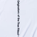 半袖 オーバーサイズド パフォーマンス Tシャツ バーチカルロゴ ホワイト - 13773394-S | NEW ERA ニューエラ公式オンラインストア